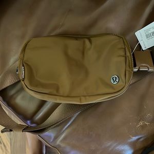 lululemon belt bag